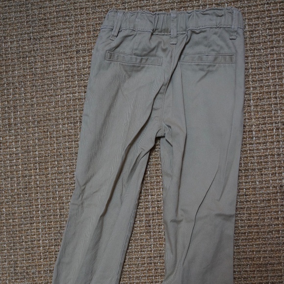 Girls Size 5 The Children's Place 4-Pocket Tan Cotton Bootcut Pants - Picture 3 of 3